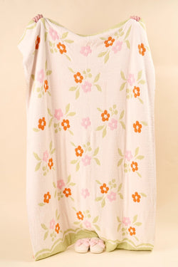 Cozy Dreams Luxe Blanket - Scalloped Floral Pink