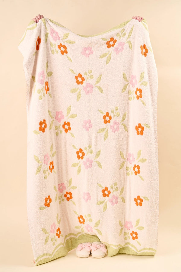 Cozy Dreams Luxe Blanket - Scalloped Floral Pink