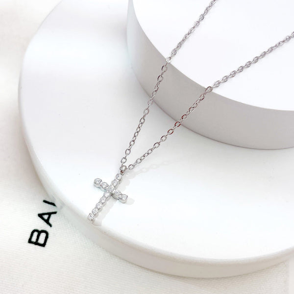 Tarnish Free Cross Necklace - SIlver