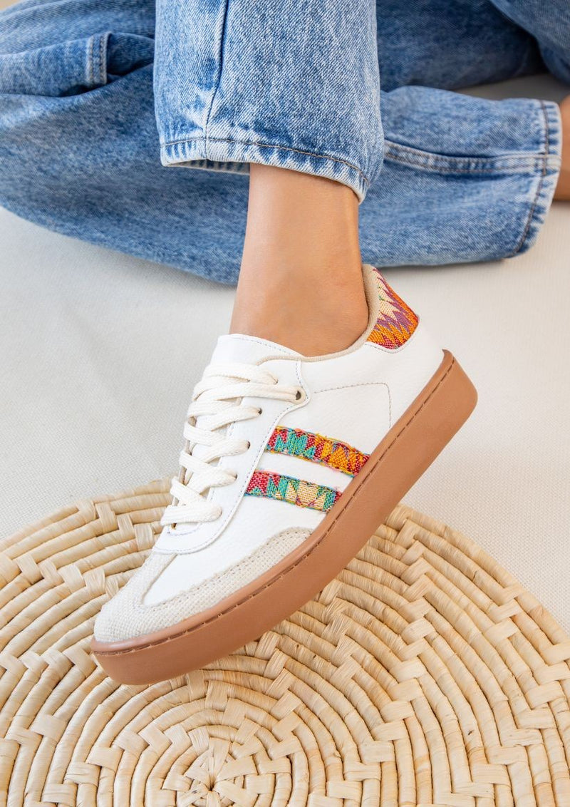 Miel Aztec Sneaker