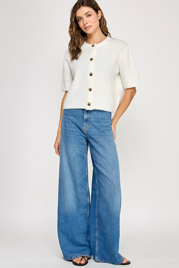 'Feels Like Me' Top - White