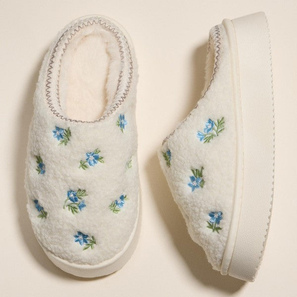 Floral Embroidered Slippers