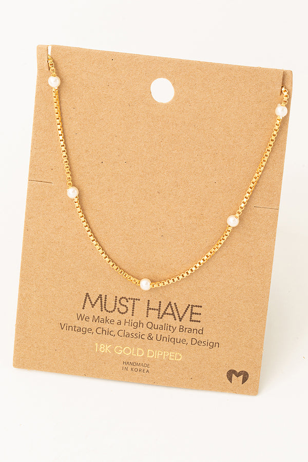 Box Chain Pearl Station Necklace