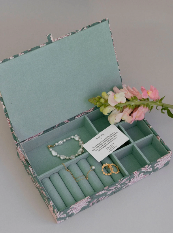 Alpine Jewelry Box