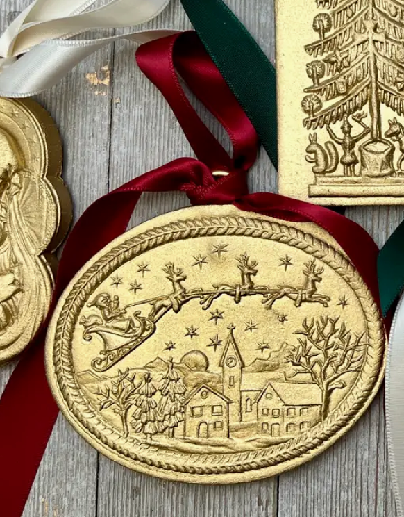 Santa's Sleigh Ornamebnt