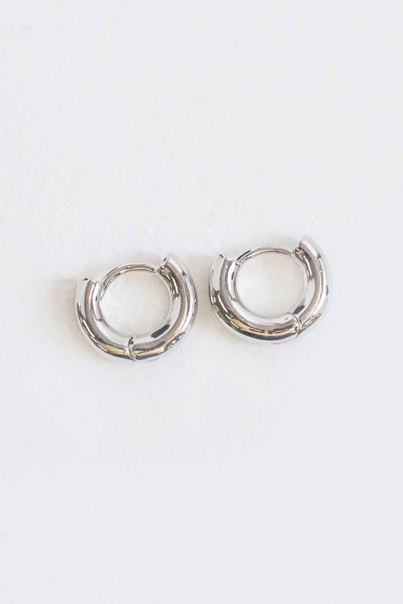 Mini Bolded Huggie Hoop Earrings | Silver