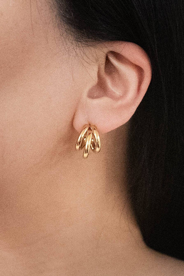Basic Three's Huggie Hoop Earrings