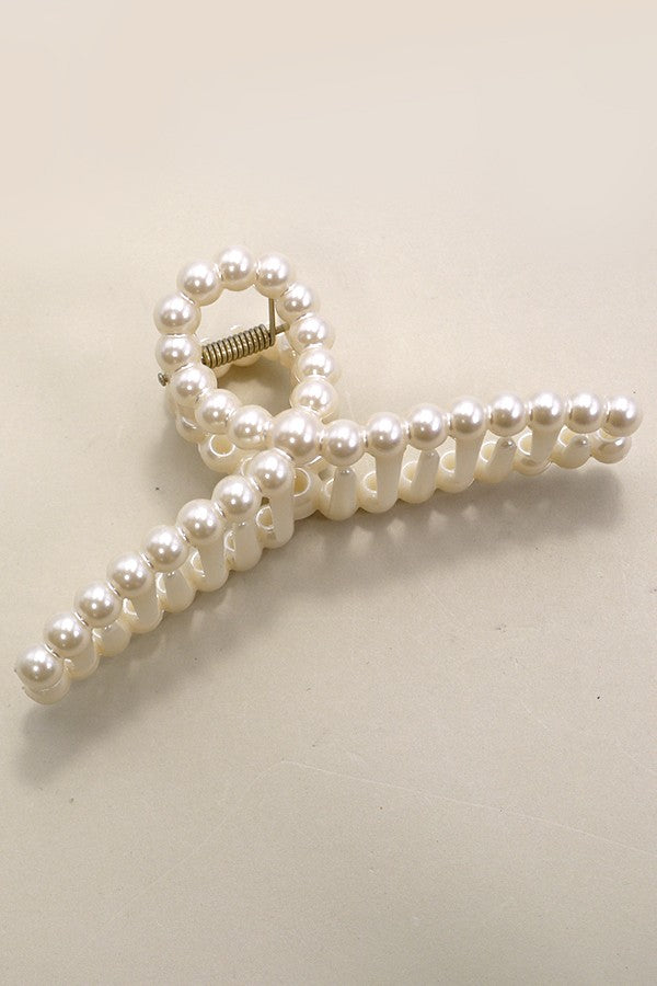Pearl Hair Claw Clip