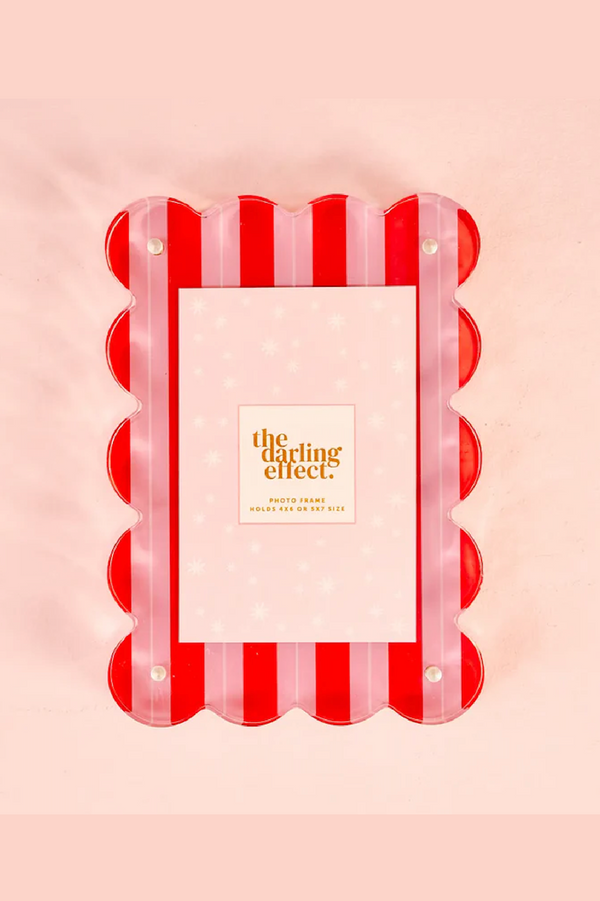 Scalloped Acrylic Frame - Peppermint Stripes