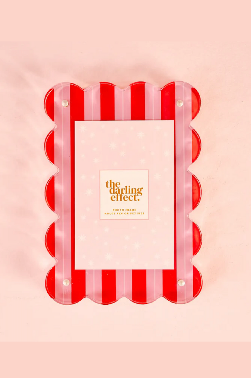 Scalloped Acrylic Frame - Peppermint Stripes