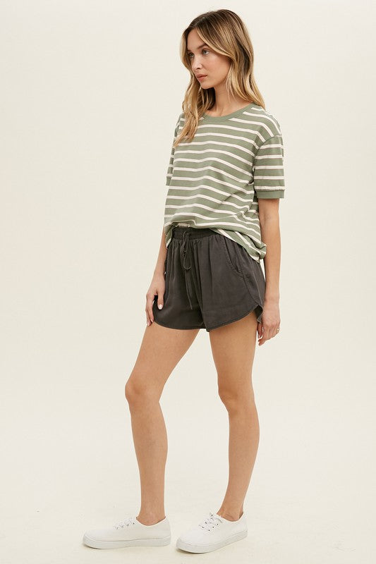 'Right Along' Tee